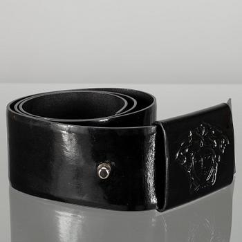 BÄLTE, Versace.