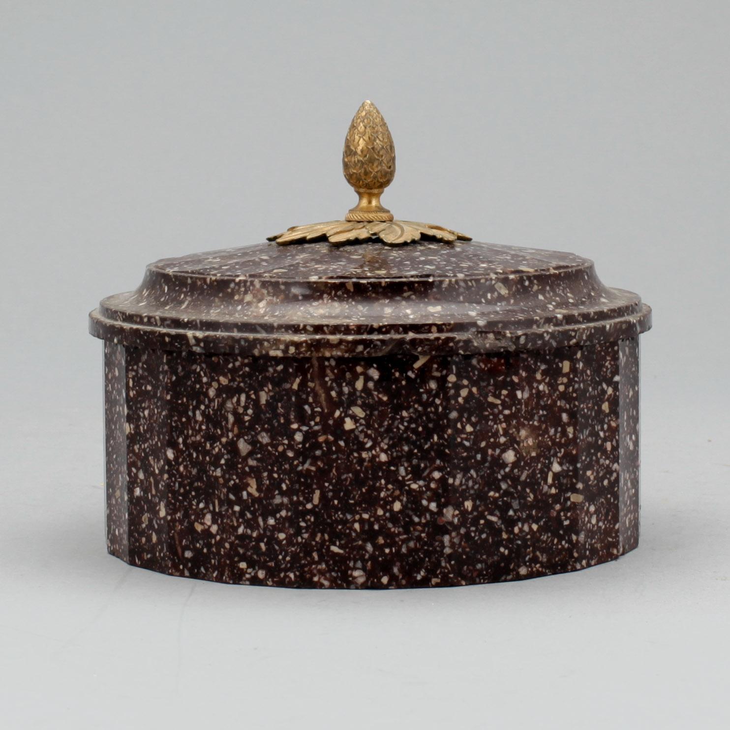 SMÖRASK med LOCK, empire, Älvdalen, 1800-tal.