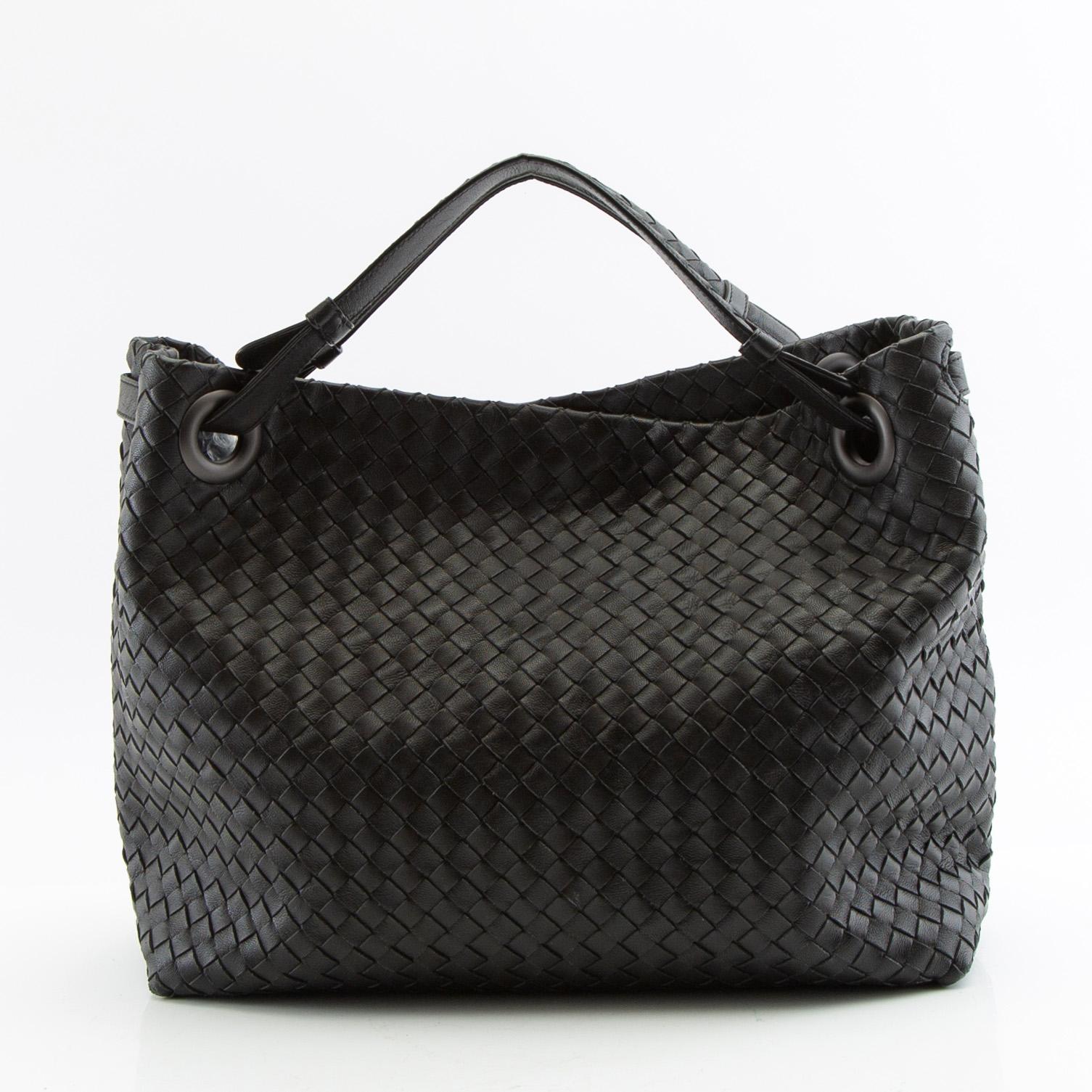 Bottega Veneta, bag, "Medium Garda".