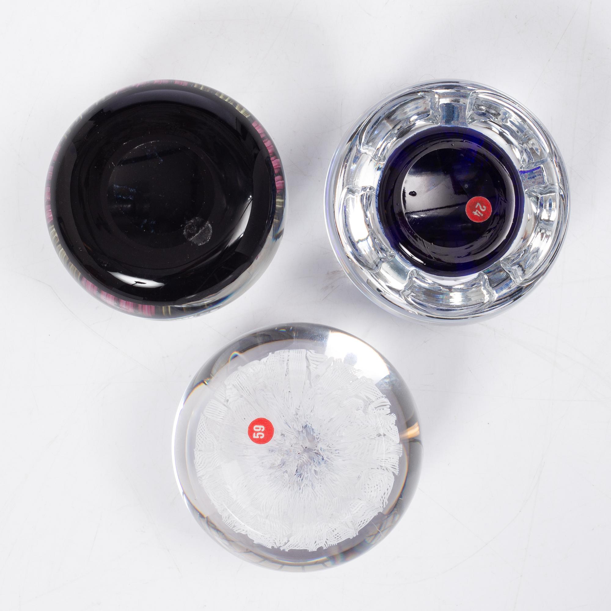 Brevpressar/pappersvikter, 3 st, 1900-talets andra hälft.