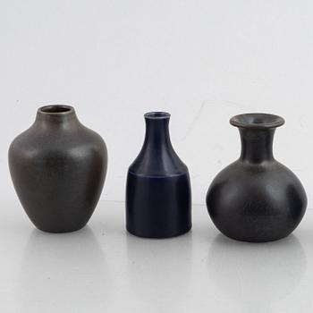 Erich & Ingrid Triller, a set of three stoneware vases, Tobo, Sweden.