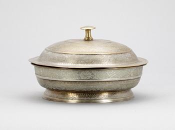 SKÅL MED LOCK, mässing, orientalisk, 1700/1800-tal.