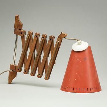VÄGGLAMPA, utdragbar. 1900-talets mitt.