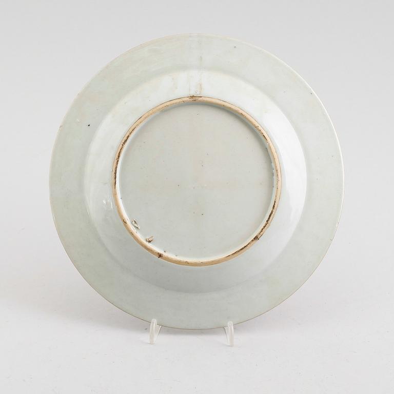 A 'European Subject' grisaille dish with a biblical scene, Qing dynasty, Qianlong (1736-1795).