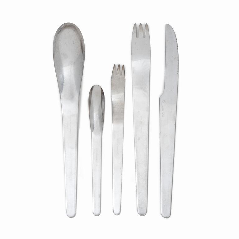 Arne Jacobsen, bestickservis, 32 delar, Georg Jensen, Danmark.