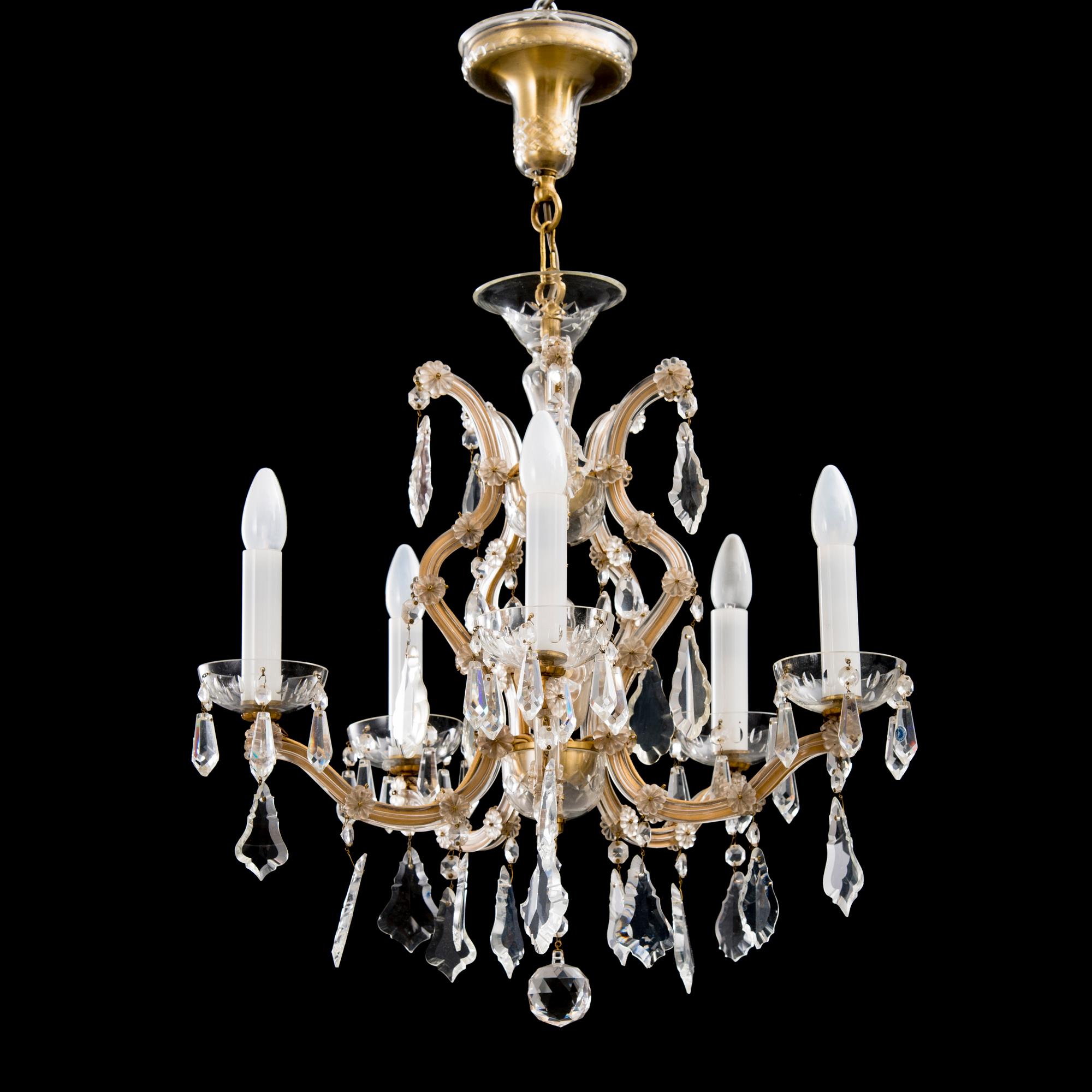 A Maria Theresa-style chandelier from the latter half of the 20th century.