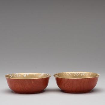 A pair of faux bois bowls, Qing dynasty, Qianlong (1736-95).