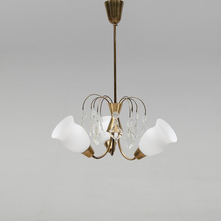 TAKLAMPA, Idman, 1900-talets mitt, höjd 67 cm.