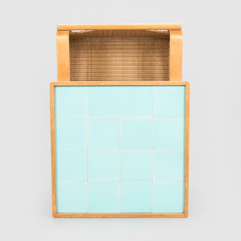 Alvar Aalto, serveringsvagn, modell 100, O.Y Huonekalu-ja Rakennustyötehdas A.B. tidigt 1950-tal.