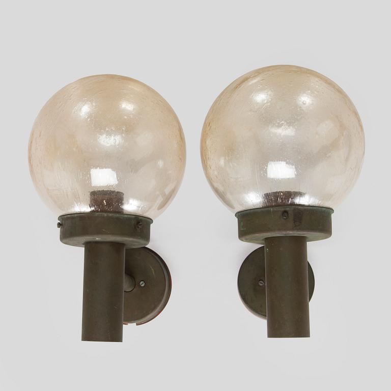 Lisa Johansson-Pape, A set of two of 1970s outdoor wall lights '140-015' for Stockmann Orno.