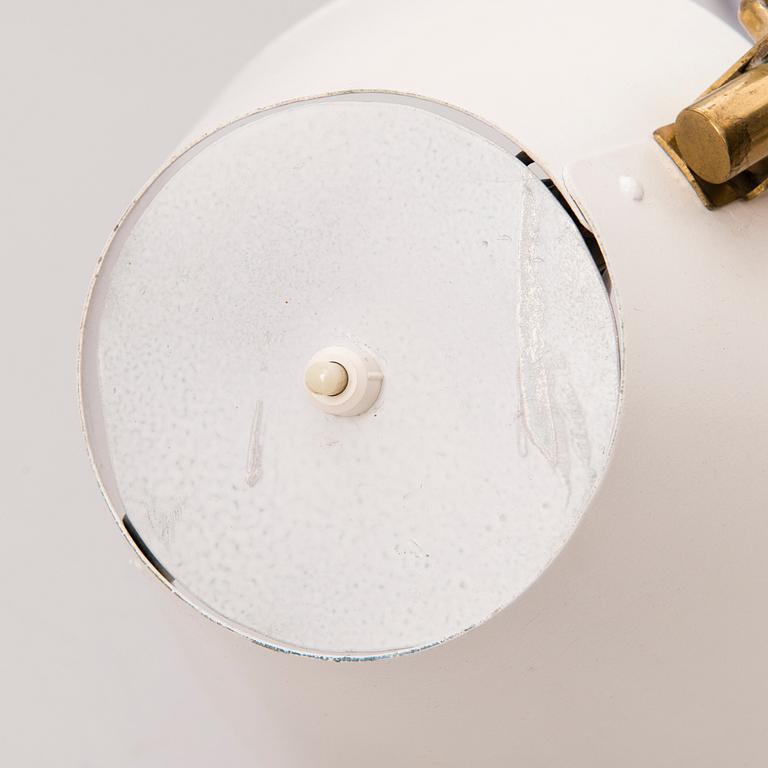 PAAVO TYNELL, bordslampa, modell 9227, Idman 1900-talets mitt.