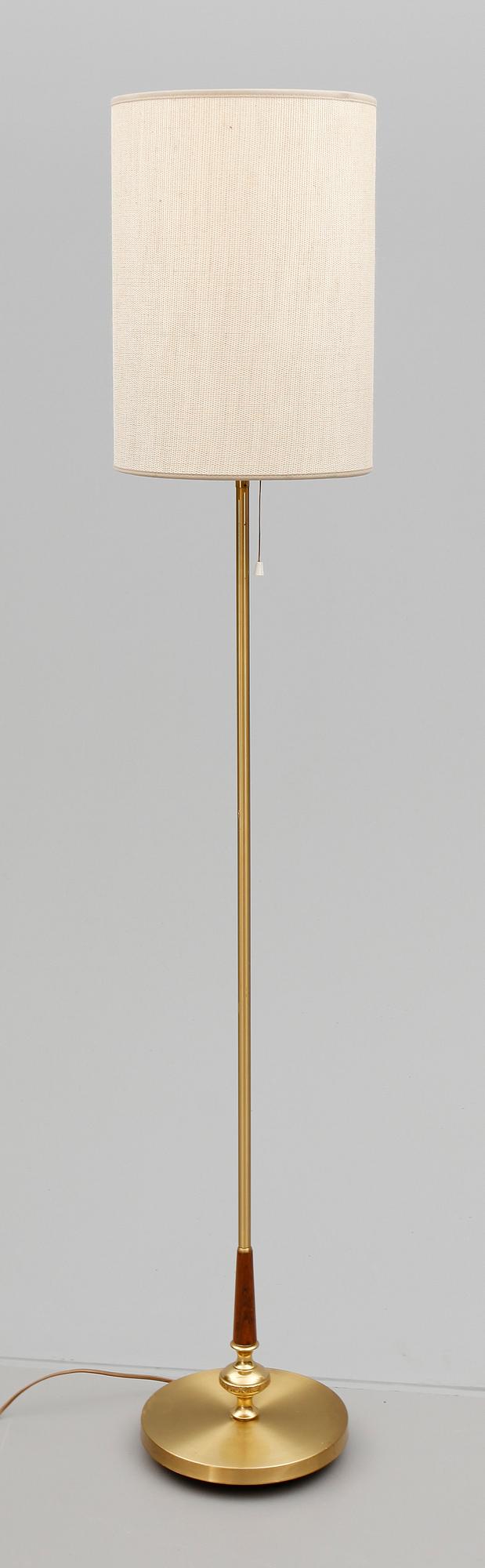 GOLVLAMPA, 1900-talets andra hälft.