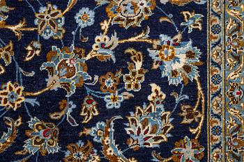 Carpet, oriental, approx. 390 x 285 cm.