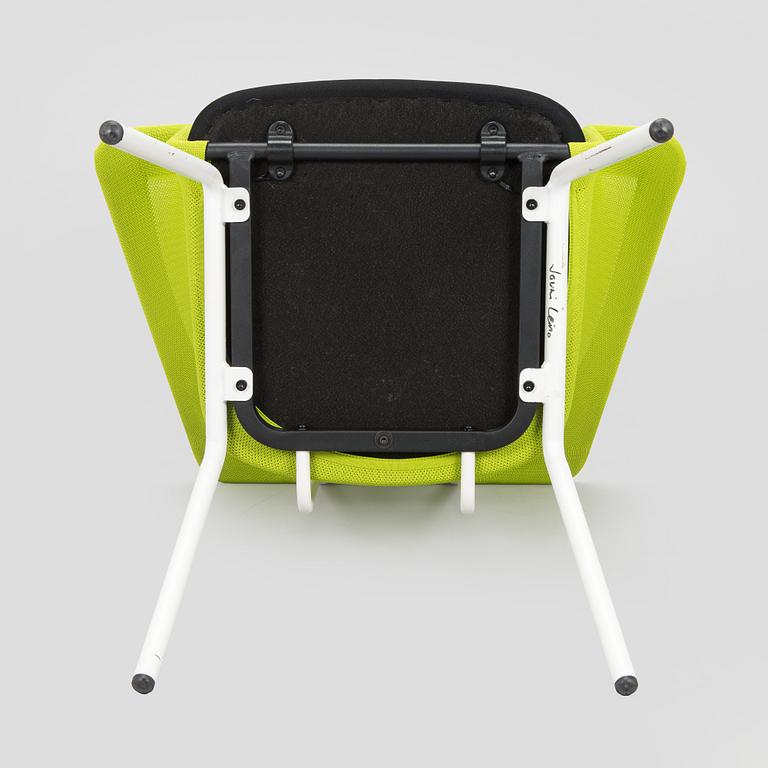 Jouni Leino, Fåtölj, "Lobay" för Brocape 2017. Jouni Leino Design Studio.