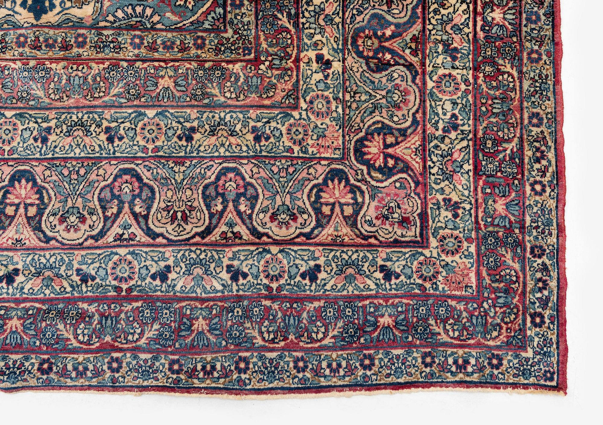 Matta, antik Kirman, södra Persien, ca 497 x 299 cm.