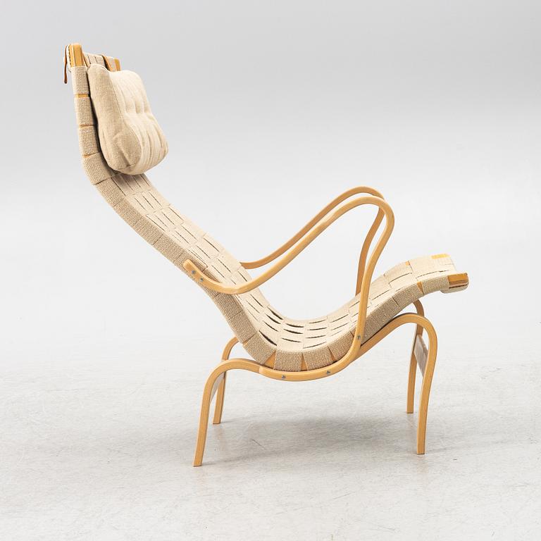 Bruno Mathsson, fåtölj, "Pernilla", Dux, 1900-talets slut.