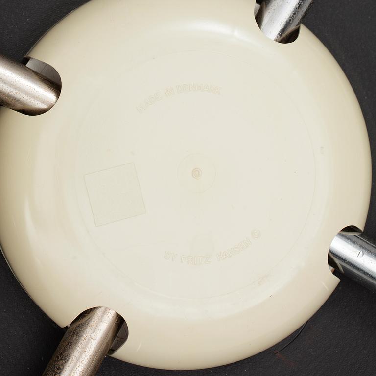 STOLAR, 6 stycken, "Sjuan", Arne Jacobsen, Fritz Hansen, 1900-talets sista kvartal. Modellen formgiven 1955.