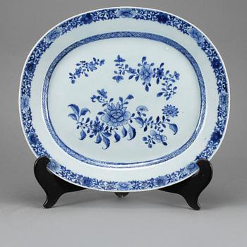 STEKFAT, porslin, Kina, 1700-tal.