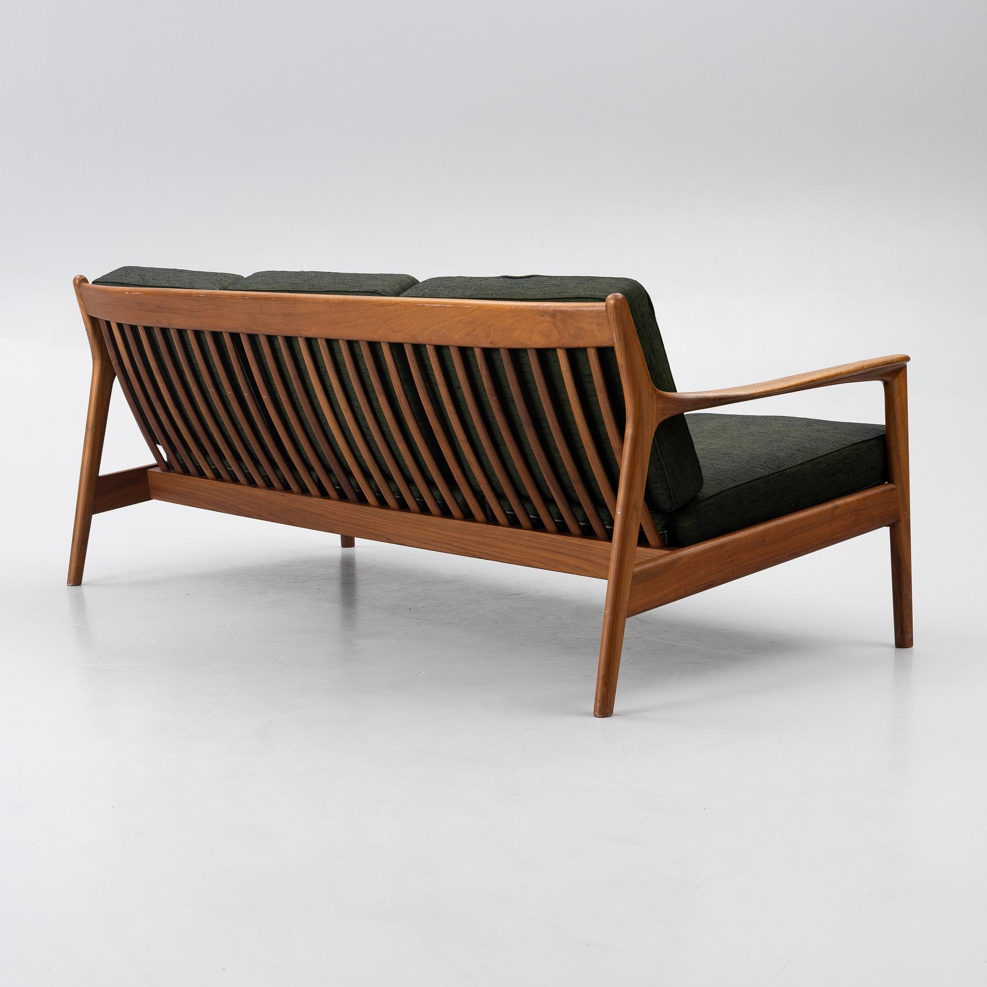 Folke Ohlsson, a 'USA 75' sofa, Dux, 1960's.