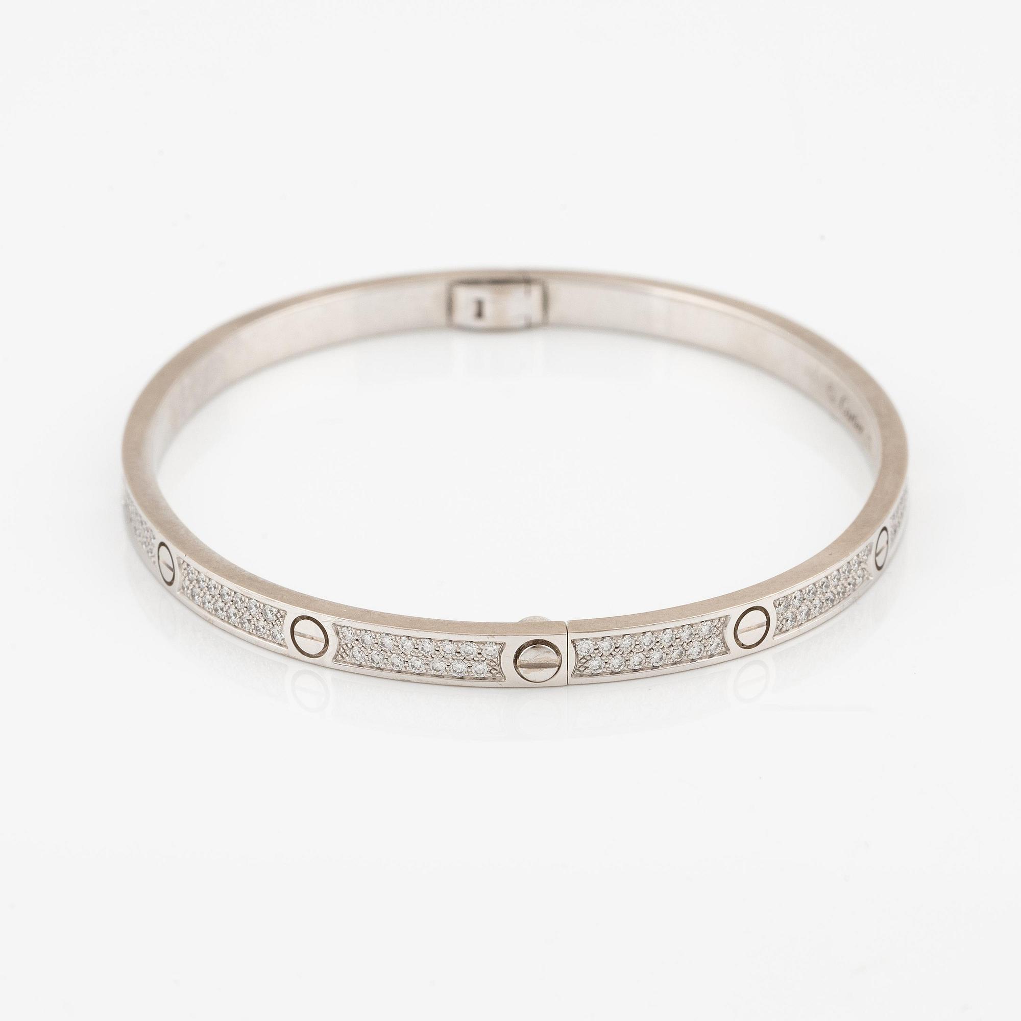 Cartier armband "Love", liten modell, 18K vitguld med runda briljantslipade diamanter.
