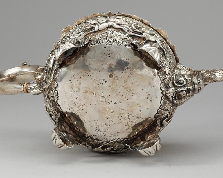 TEKANNA.silver. London 1820-21.