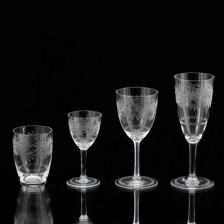 GLASSERVIS, 55 delar, troligen Tyskland, 1900-talets första hälft.