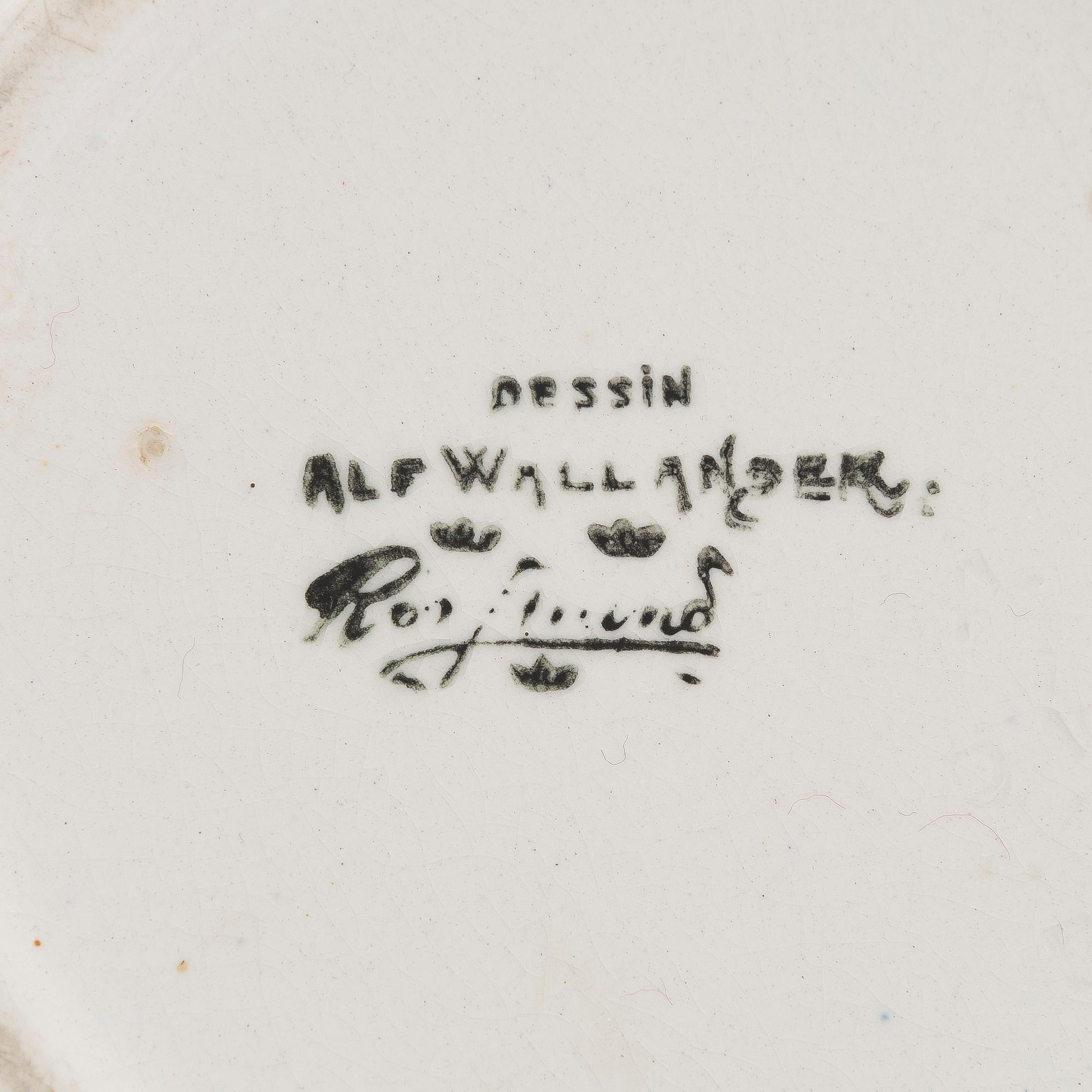 Alf Wallander, a flintware bowl with lid, Rörstrand, early 20th century.
