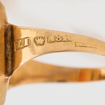Ring, 18K guld med karneol, Finland 1800-tal.