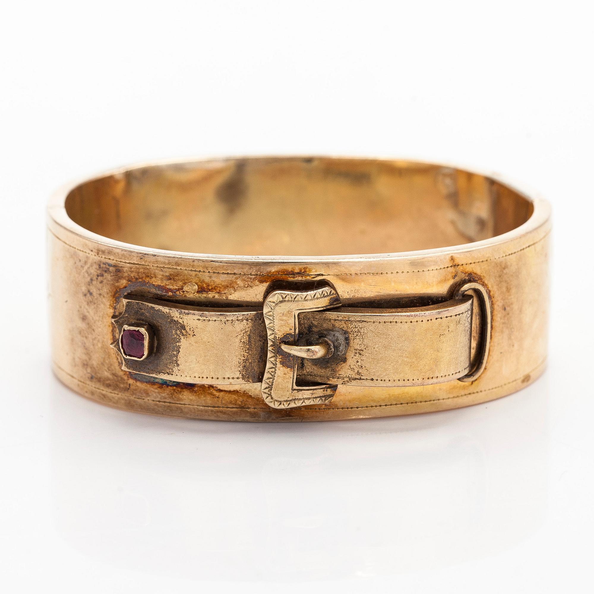 Armring, 14K (56) guld, St Petersburg.
