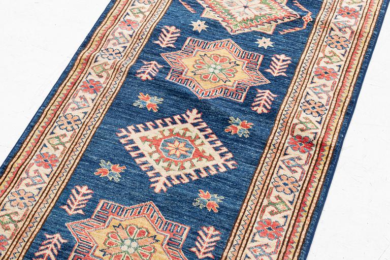 Rug, Kazak, 83 x 294 cm.