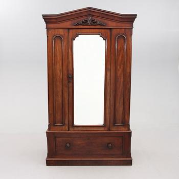 KLÄDSKÅP, England, 1800-talets slut.
