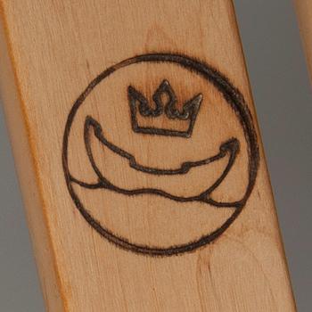 BÄNK, 153A, Alvar Aalto, Artek. Modellen formgiven 1945.