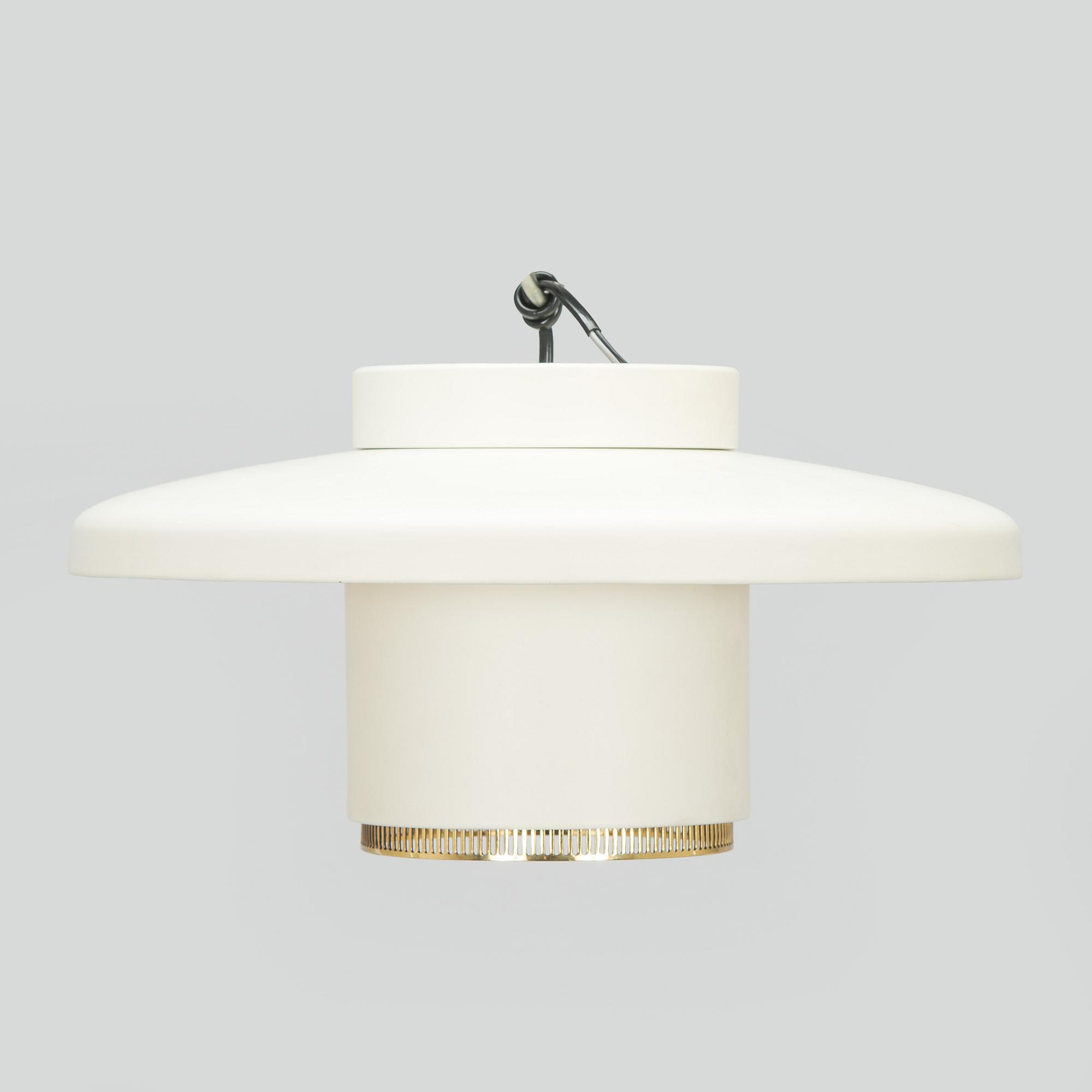 Alvar Aalto, 'A605' ceiling lamp for Valaistustyö.