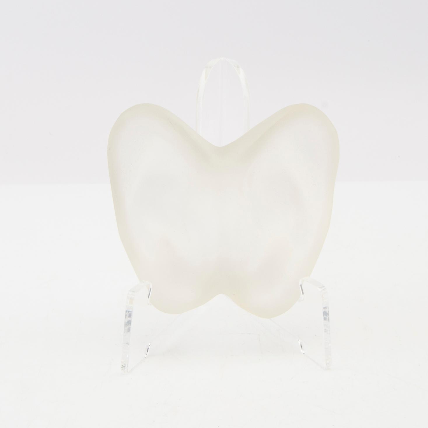 Monika Larsen Dennis, sculpture.