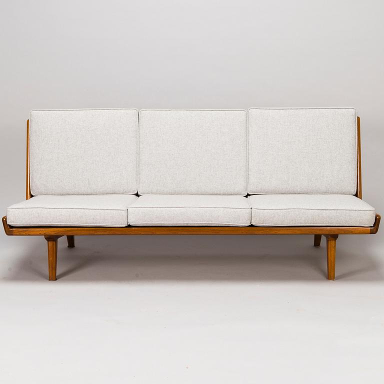 CARL GUSTAF HIORT AF ORNÄS, a mid 20th century 'Studio' sofa for  Puunveisto Oy - Wood work Ltd.