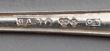 SKEDAR, 11 st samt SLEV, silver, 1700-1800-tal. Vikt ca 407 g.
