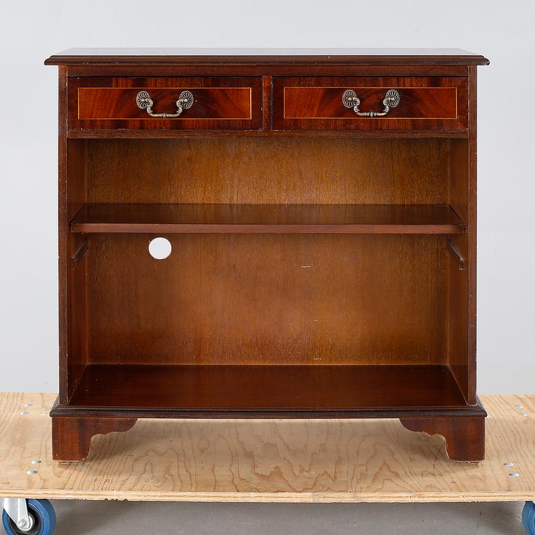 An english style shelf, second half of the 20th century.