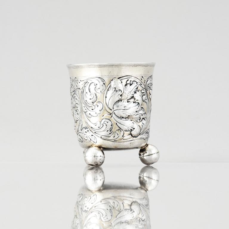 A German baroque parcel-gilt silver beaker, marked Heinrich Gottfried Anton Hammon, Nürnberg (1682-1684/1723).