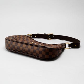 A bag from Louis Vuitton, model "Thames".