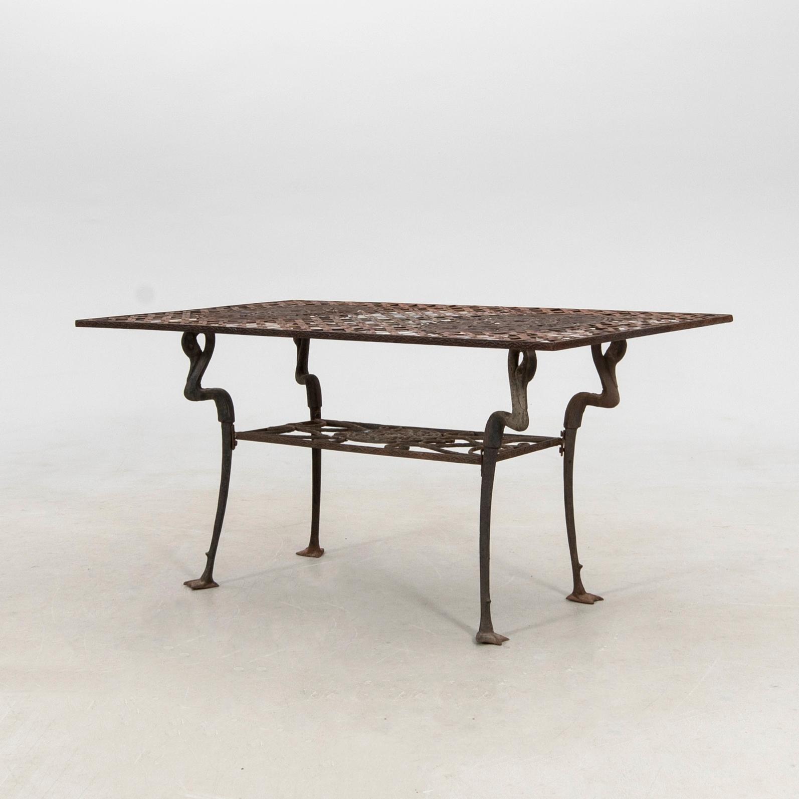 Garden Set, 7 Pieces, 20th Century.