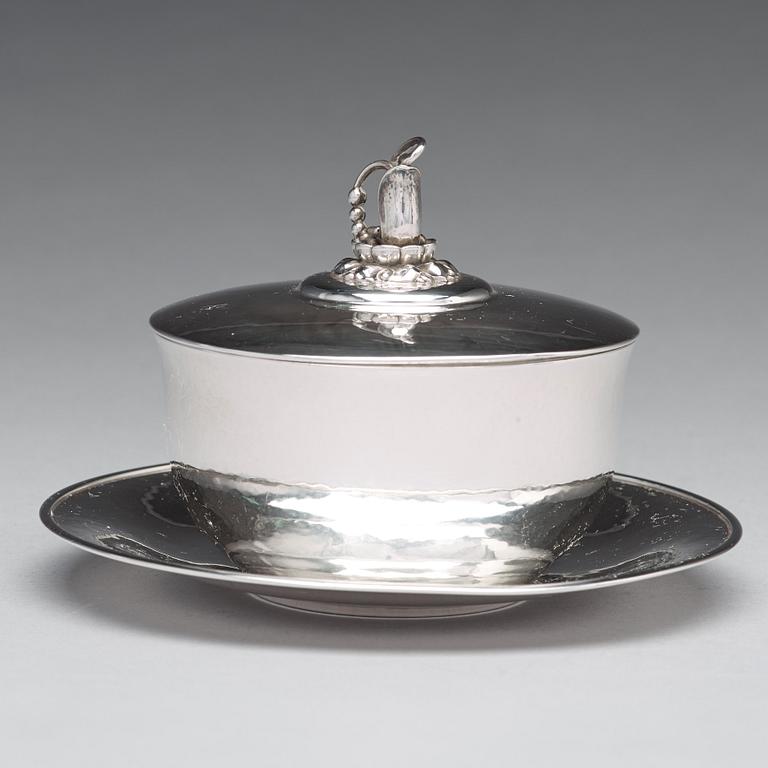 Harald Nielsen, a sterling bowl with cover and stand, Georg Jensen, Denmark 1933-44, design no 610.