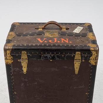 Eight parts memorabilia from the Swedish American Line.