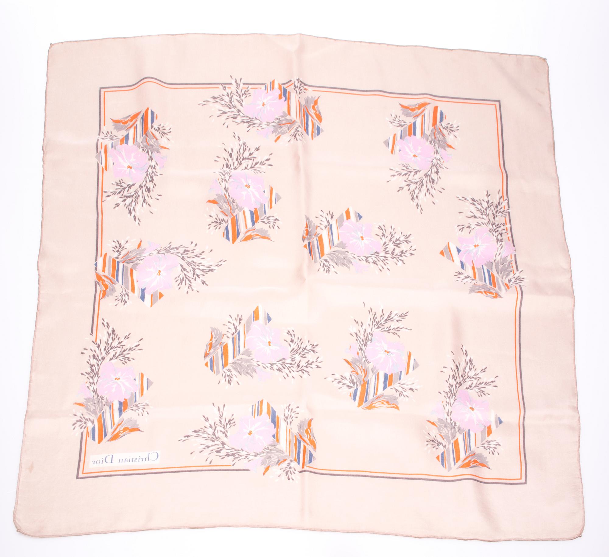 SCARF, Christian Dior.