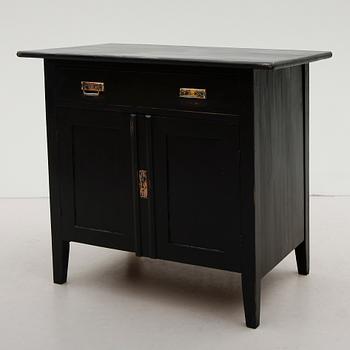 KOMMOD, tidigt 1900-tal.