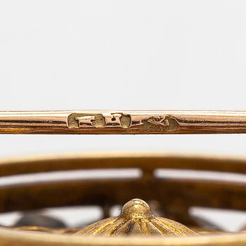 Brosch, 14K guld med gammal- och rosenslipade diamanter samt odlad pärla, Ryssland.