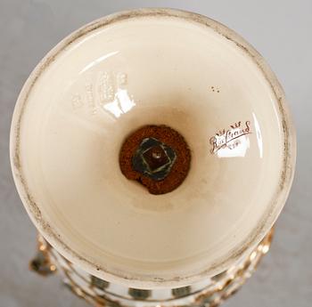 PRAKTVAS, majolika, Rörstrand, sekelskiftet 1900.