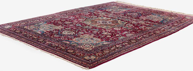 Matta, antik Teheran, norra Persien, ca 363 x 268 cm.