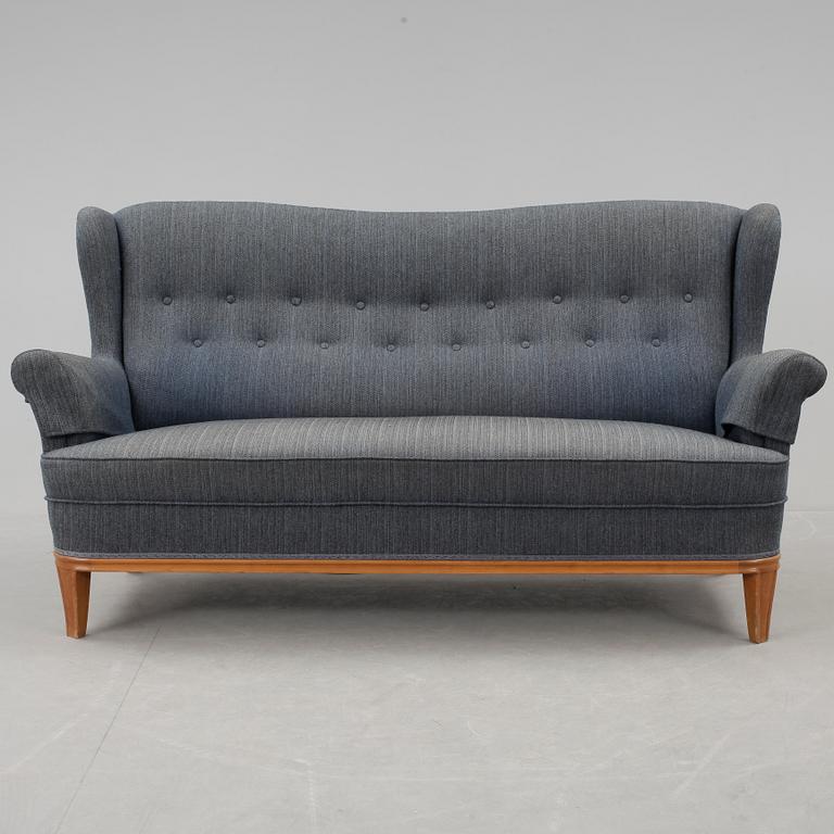 SOFFA, troligen Carl Malmsten. omkring 1900-talets mitt.