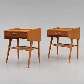 SÄNGBORD, 1 par, 1900-talets mitt.