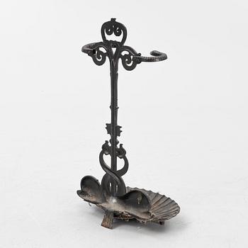 A cast iron umbrella stand, early 20th century.